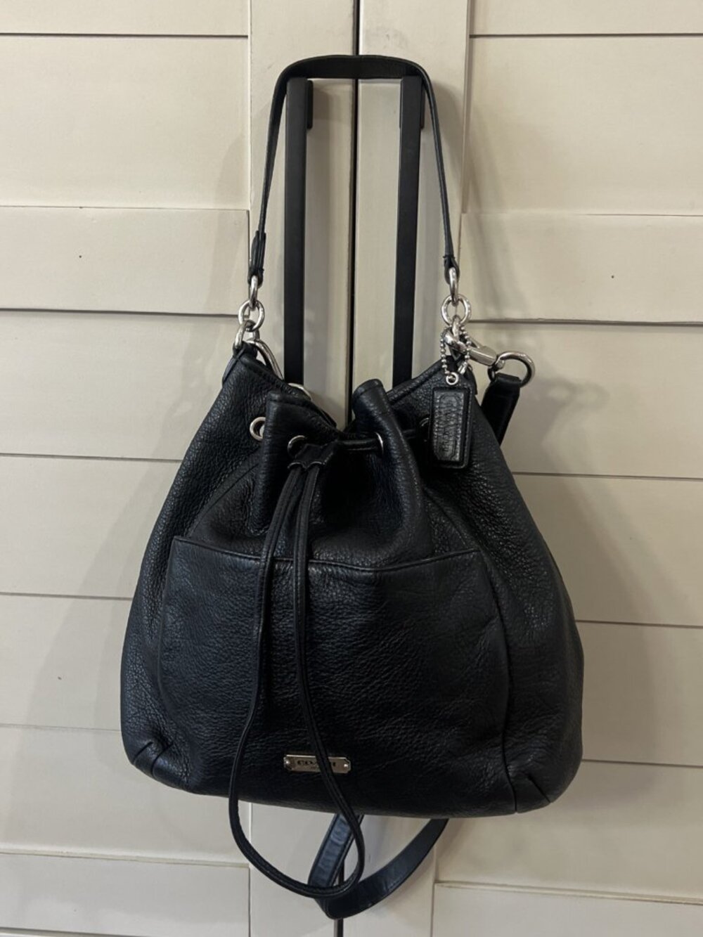 Coach (2013) Avery Black Leather Classic Drawstring Bucket Bag Model F27003 - Picture 10 of 16
